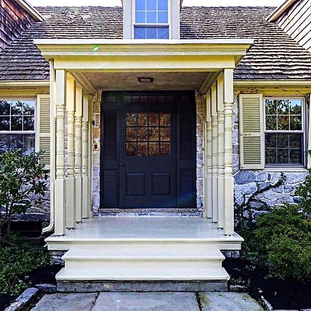 Downingtown Manor - 1900S Farmhouse With Creek Views Dış mekan fotoğraf