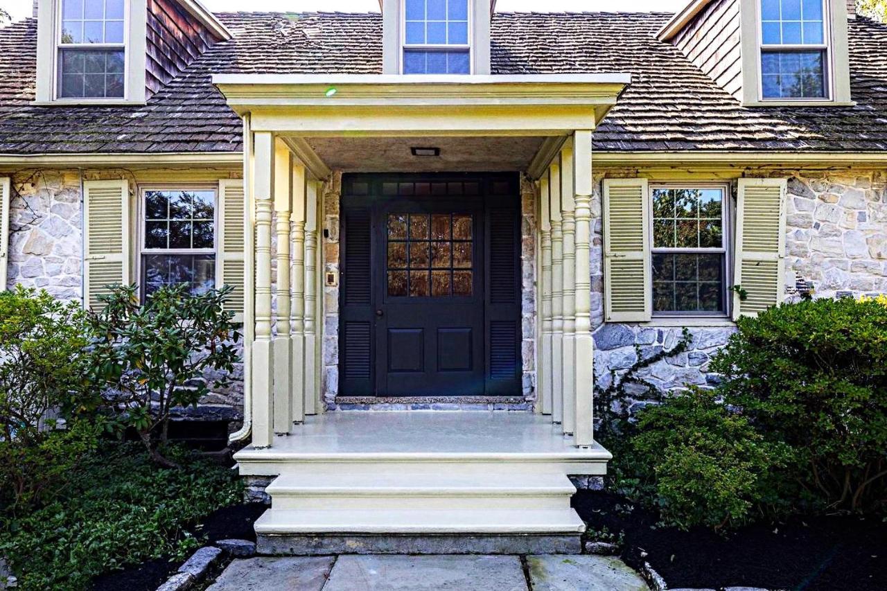 Downingtown Manor - 1900S Farmhouse With Creek Views Dış mekan fotoğraf