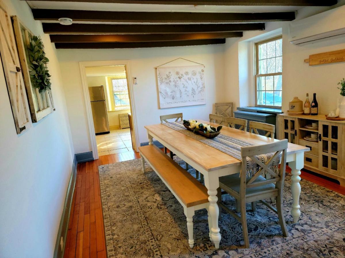 Downingtown Manor - 1900S Farmhouse With Creek Views Dış mekan fotoğraf